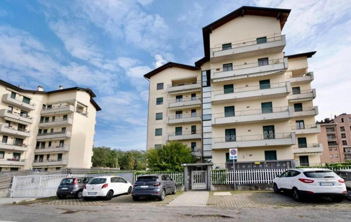 Bilocale Condominio Trifoglio Gallarate Italy